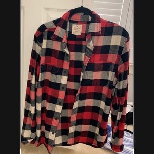 American Eagle Plaid Button Down Shirt